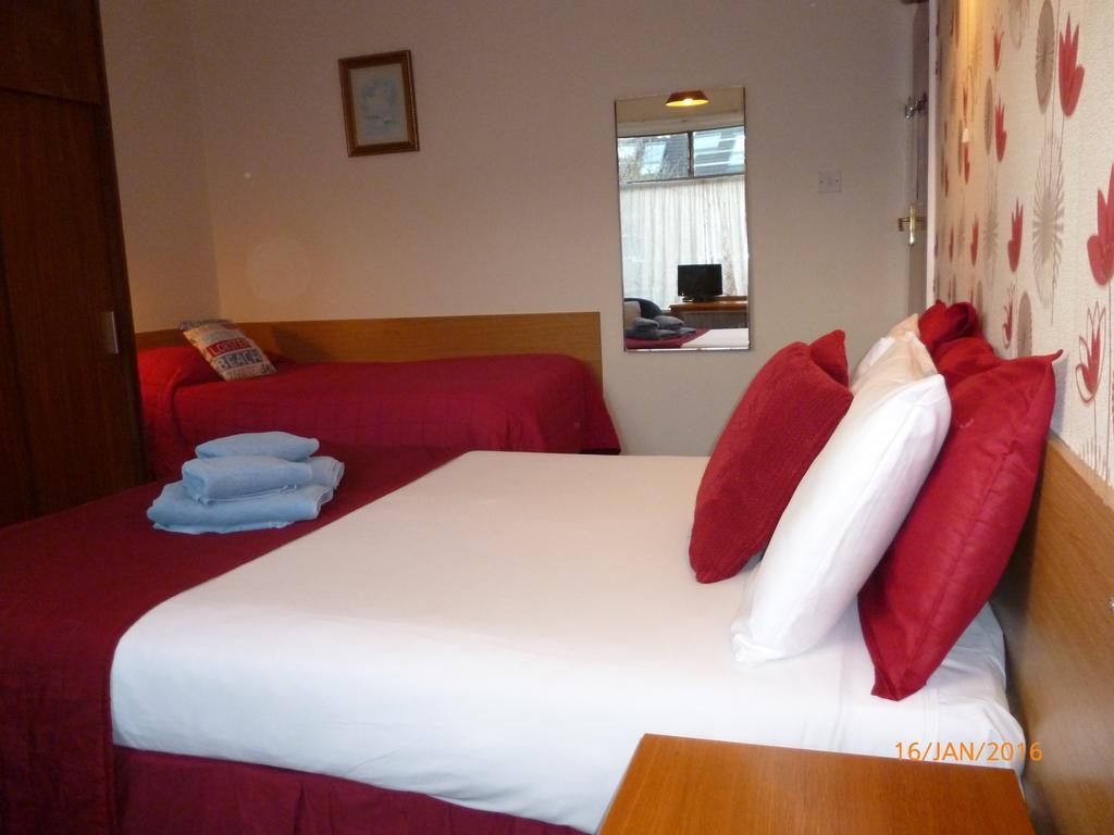 Grange Lodge Hotel - B&B ロンドン 部屋 写真