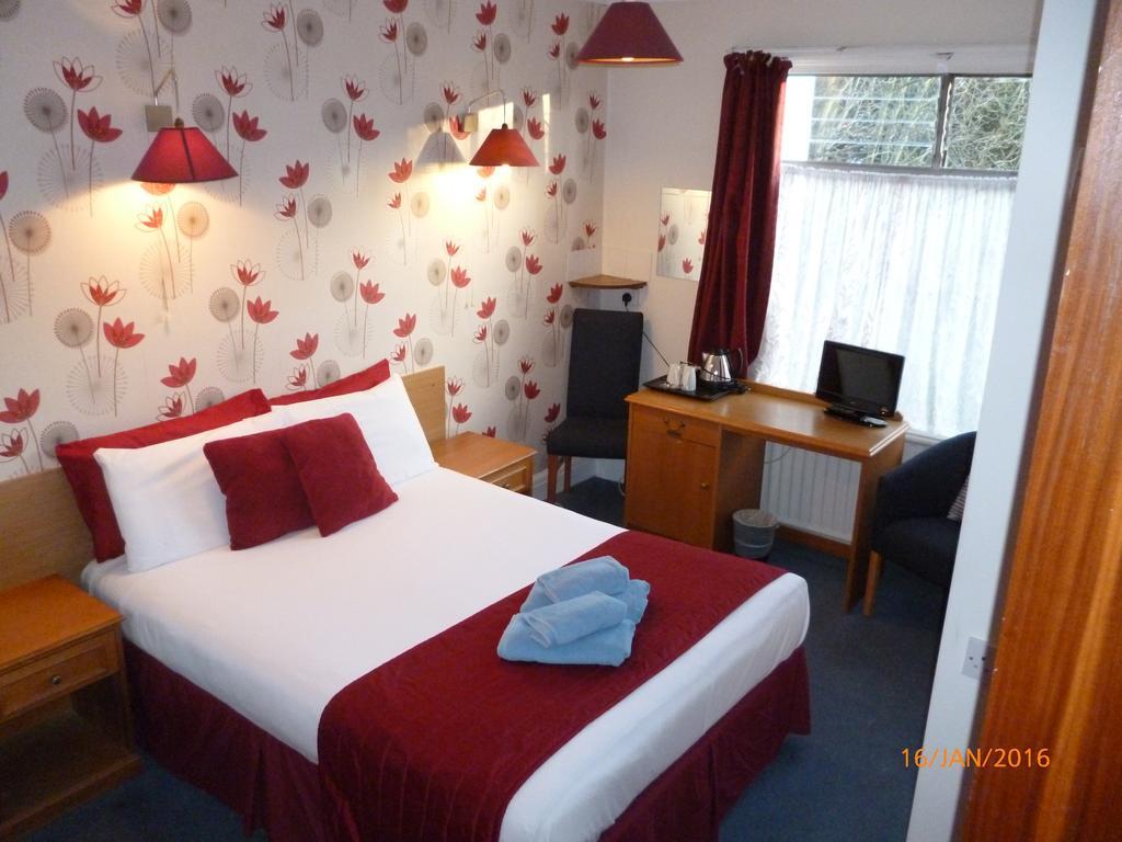 Grange Lodge Hotel - B&B ロンドン 部屋 写真