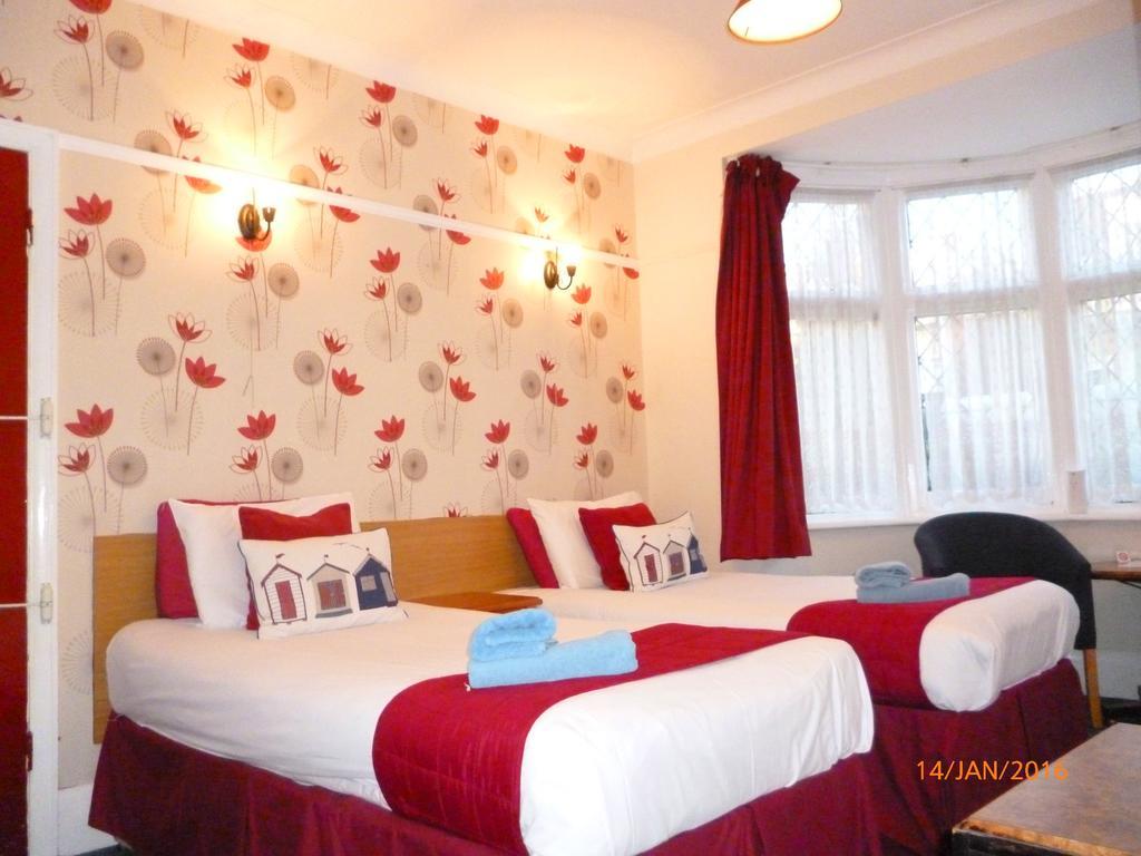 Grange Lodge Hotel - B&B ロンドン 部屋 写真