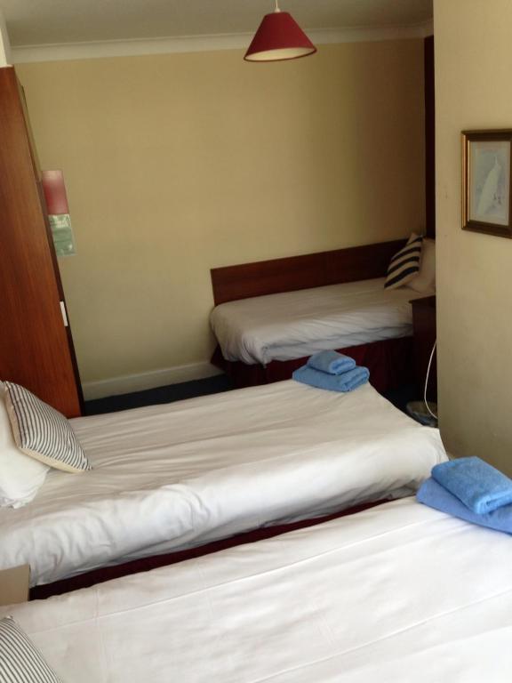 Grange Lodge Hotel - B&B ロンドン 部屋 写真